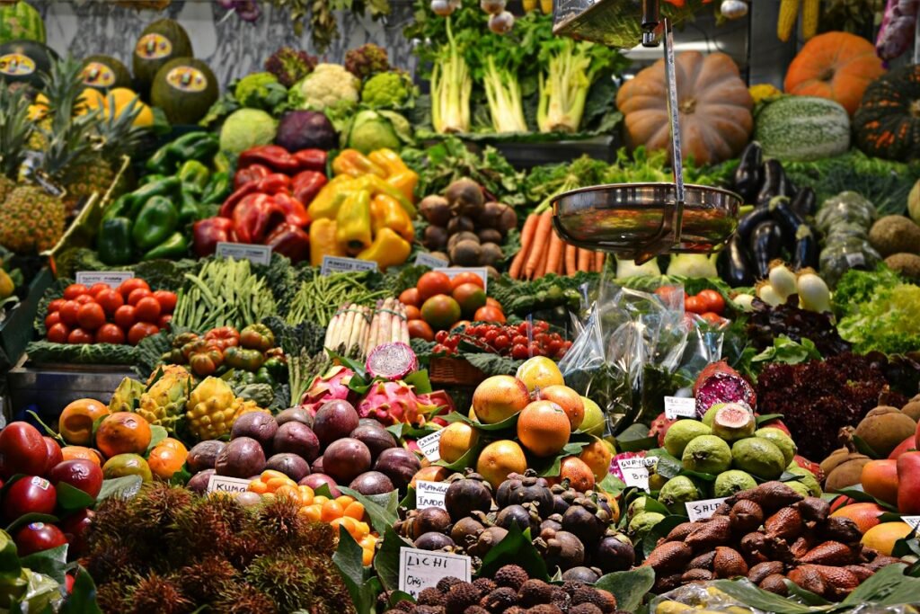 Seasonal Fruits and Vegetables Guide: Eating Fresh for Maximum Nutrients Fresh seasonal fruits and vegetables at an Indian market